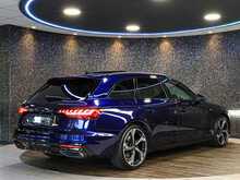 Audi A4 Avant TFSI Black Edition - U13984