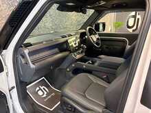 Land Rover Defender 90 D250 MHEV X-Dynamic SE - U13993