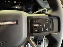 Land Rover Defender 90 D250 MHEV X-Dynamic SE - U13993
