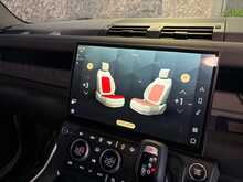 Land Rover Defender 90 D250 MHEV X-Dynamic SE - U13993