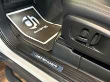 Land Rover Defender 90 D250 MHEV X-Dynamic SE - U13993