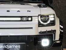 Land Rover Defender 90 D250 MHEV X-Dynamic SE - U13993