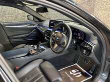 BMW 5 Series 530d MHT M Sport - U13998