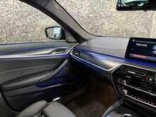 BMW 5 Series 530d MHT M Sport - U13998