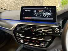 BMW 5 Series 530d MHT M Sport - U13998