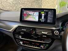 BMW 5 Series 530d MHT M Sport - U13998