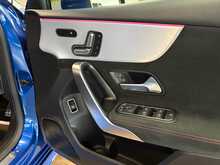 Mercedes-Benz A Class A200h MHEV AMG Line - U14001