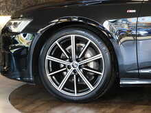 Audi A6 Avant TFSI Black Edition - U14006