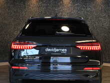Audi A6 Avant TFSI Black Edition - U14006