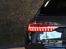 Audi A6 Avant TFSI Black Edition - U14006
