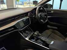 Audi A6 Avant TFSI Black Edition - U14006