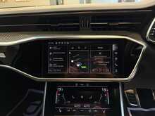 Audi A6 Avant TFSI Black Edition - U14006