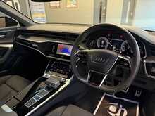 Audi A6 Avant TFSI Black Edition - U14006