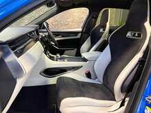 Jaguar F-PACE P550 V8 SVR - U14010