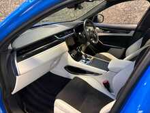 Jaguar F-PACE P550 V8 SVR - U14010