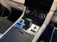 Jaguar F-PACE P550 V8 SVR - U14010