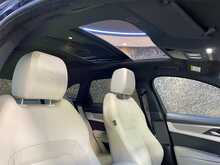 Jaguar F-PACE D200 MHEV R-Dynamic SE Black - U14011