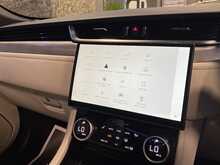 Jaguar F-PACE D200 MHEV R-Dynamic SE Black - U14011