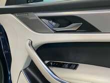 Jaguar F-PACE D200 MHEV R-Dynamic SE Black - U14011