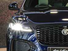 Jaguar F-PACE D200 MHEV R-Dynamic SE Black - U14011