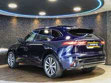 Jaguar F-PACE D200 MHEV R-Dynamic SE Black - U14011