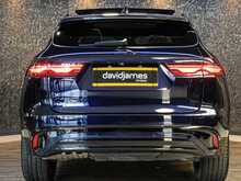 Jaguar F-PACE D200 MHEV R-Dynamic SE Black - U14011