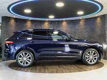 Jaguar F-PACE D200 MHEV R-Dynamic SE Black - U14011