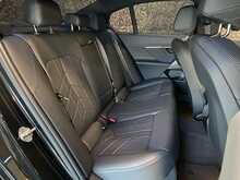 BMW 5 Series 520i MHT M Sport Pro - U14015