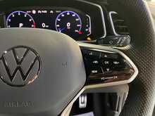 Volkswagen T-Roc TSI R-Line - U14017