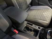 Volkswagen T-Roc TSI R-Line - U14017