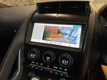 Jaguar F-Type V6 Chequered Flag - U14019