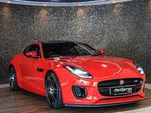 Jaguar F-Type V6 Chequered Flag - U14019