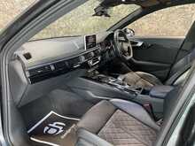 Audi RS4 Avant TFSI V6 Sport Edition - U14037