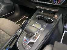 Audi RS4 Avant TFSI V6 Sport Edition - U14037
