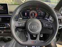 Audi RS4 Avant TFSI V6 Sport Edition - U14037