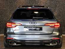 Audi RS4 Avant TFSI V6 Sport Edition - U14037