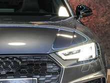 Audi RS4 Avant TFSI V6 Sport Edition - U14037
