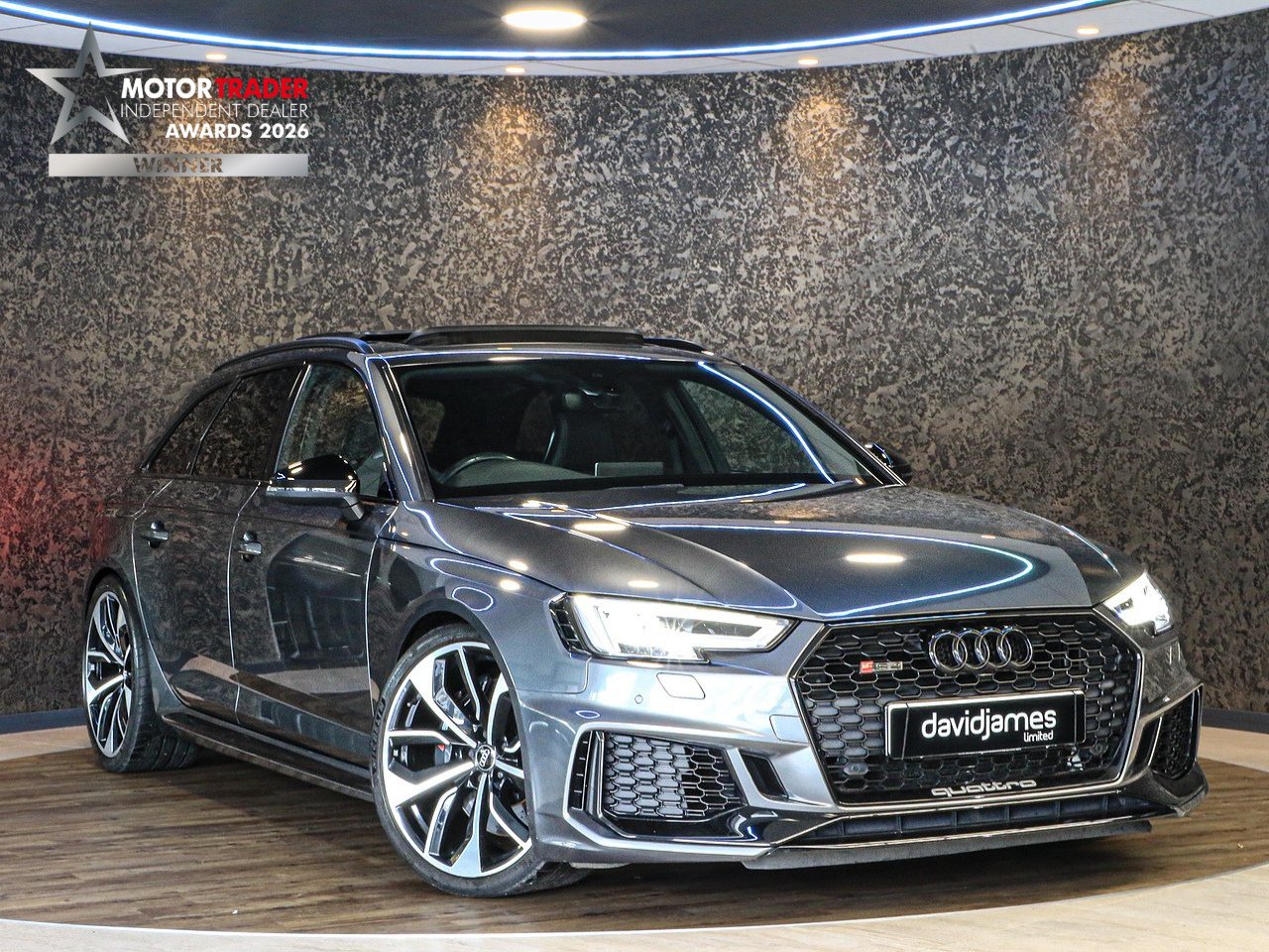 Audi RS4 Avant TFSI V6 Sport Edition - U14037