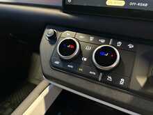 Land Rover Defender 90 D250 MHEV X-Dynamic HSE - U14045