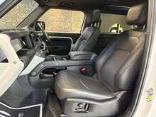 Land Rover Defender 90 D250 MHEV X-Dynamic HSE - U14046