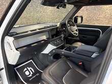 Land Rover Defender 90 D250 MHEV X-Dynamic HSE - U14046