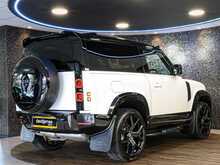 Land Rover Defender 90 D250 MHEV X-Dynamic HSE - U14046