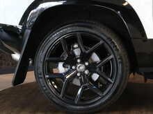 Land Rover Defender 90 D250 MHEV X-Dynamic HSE - U14046