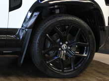 Land Rover Defender 90 D250 MHEV X-Dynamic HSE - U14046