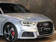 Audi S3 TFSI Black Edition - U14050