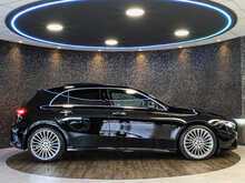 Mercedes-Benz A Class A200d AMG Line - U14058