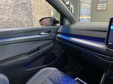 Volkswagen Golf TSI R Black Edition - U14102