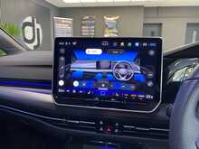 Volkswagen Golf TSI R Black Edition - U14102