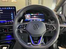 Volkswagen Golf TSI R Black Edition - U14102
