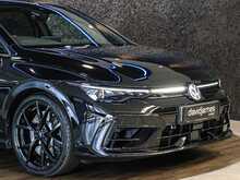 Volkswagen Golf TSI R Black Edition - U14102